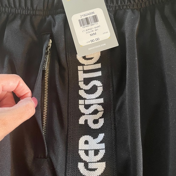 Asics Tiger long black skirt with white letters M - Picture 3 of 9